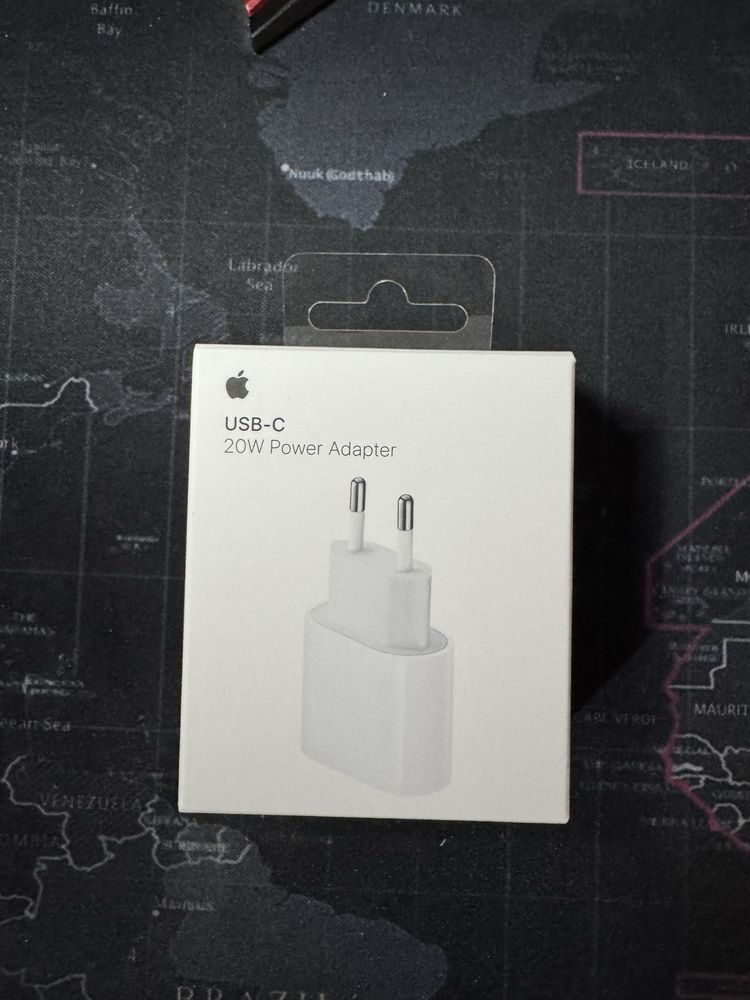 Адаптер Apple 20w