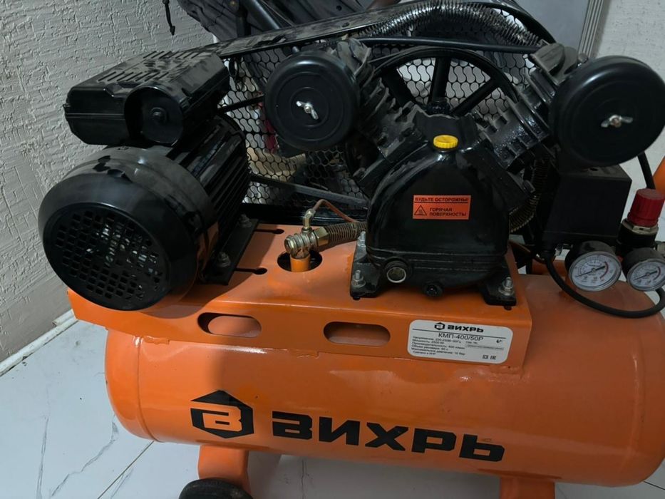 Срочно продам компрессор новый