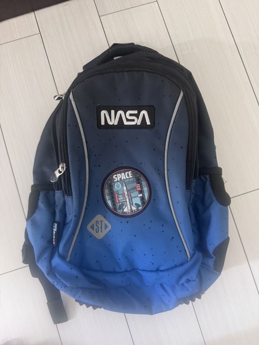 Ghiozdan pentru clasa 1-4