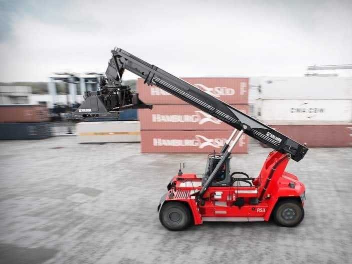 Рич стакера Reach Stacker Kalmar DRU450-62S5