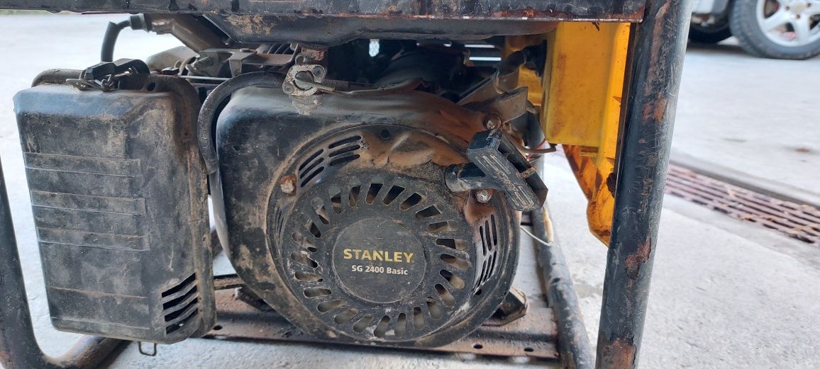 Generator curent stanley sg 2400 basic 2.3 kw