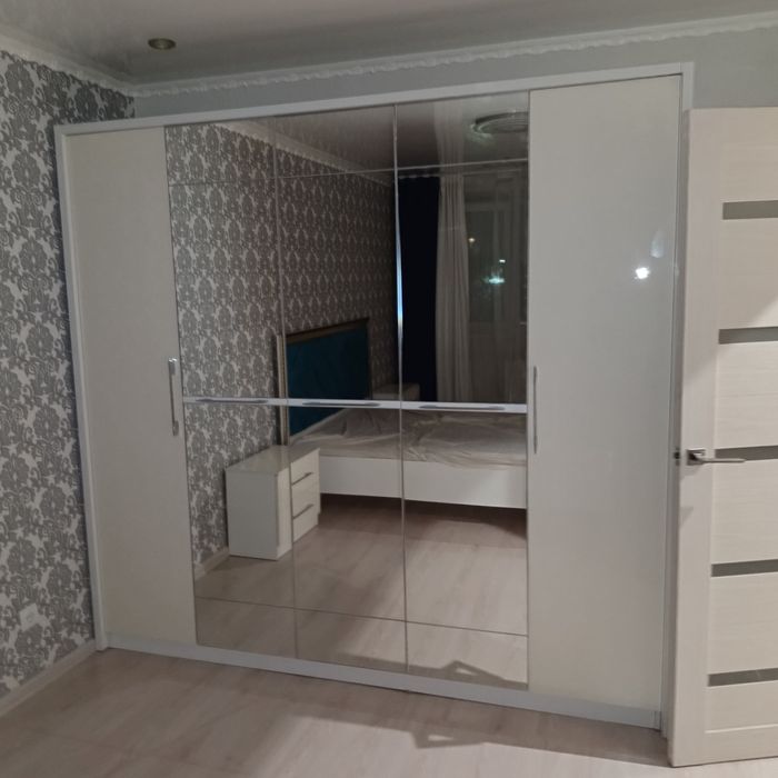 Продам шкаф в спальню