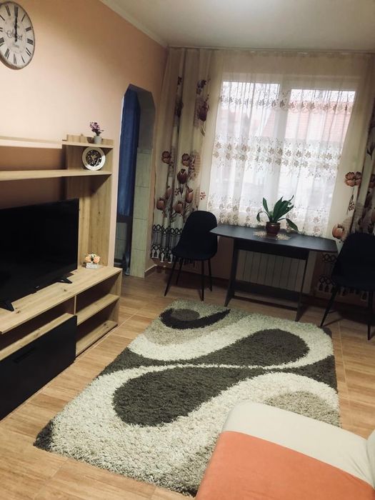 Chirie ap2 camere x Velenta