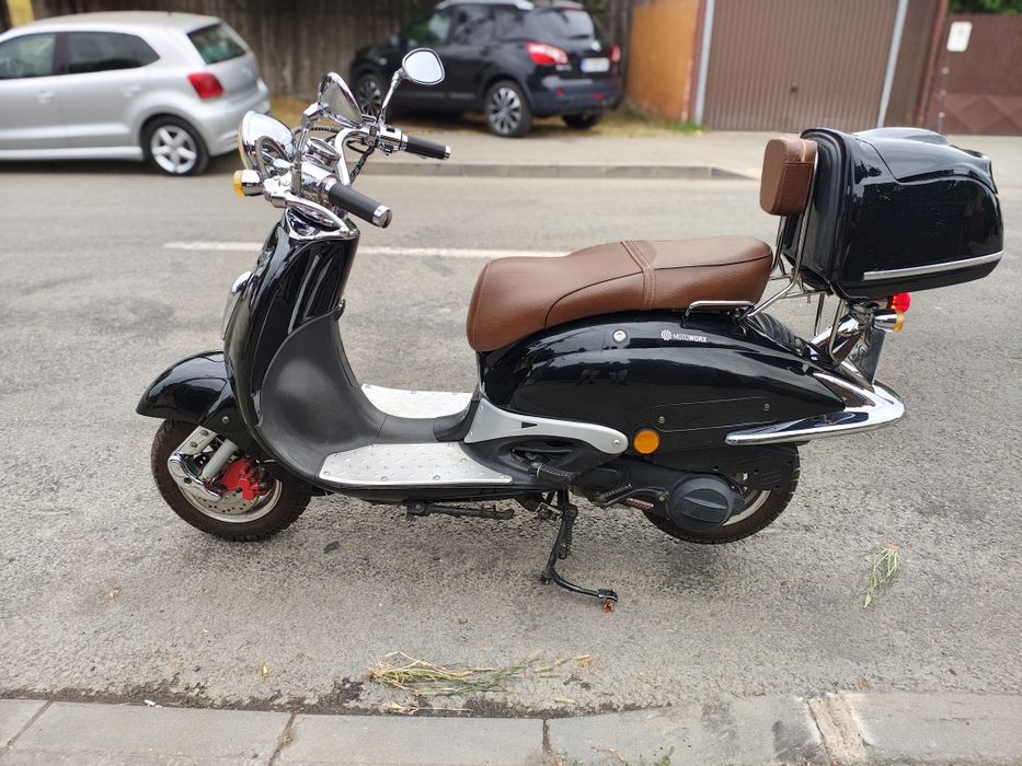 SCUTER 125 CC Cat. B