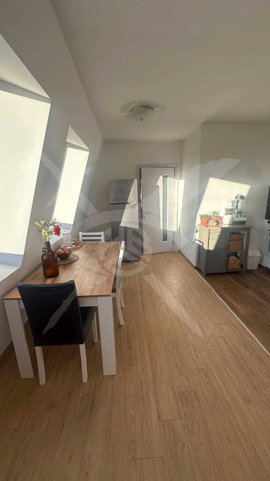 Продава се Тристаен апартамент в Варна, Левски - 78 кв.м за 2125 €/кв.м - Снимка #2