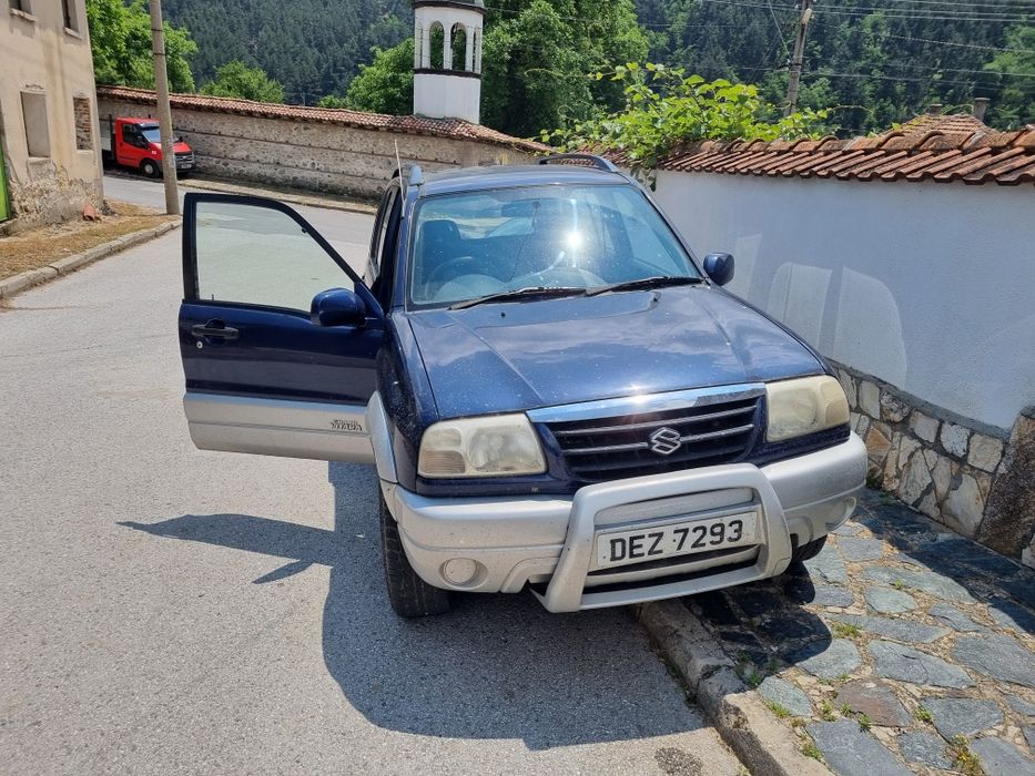 Джип Suzuki Grand Vitara