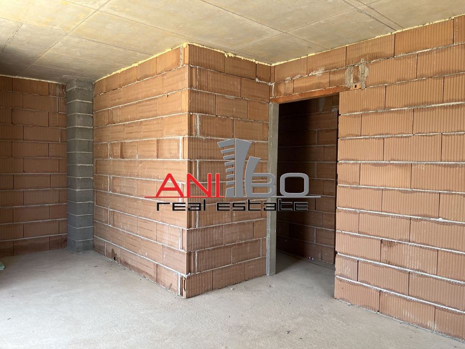 Продава се Тристаен апартамент в София, Малинова долина - 81 кв.м за 1971 €/кв.м - Снимка #1