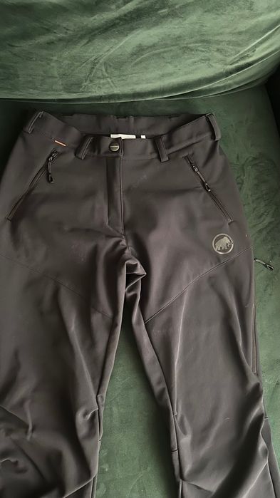Pantaloni drumeție iarnã MAMMUT - Softshell, mãsura 36 - Damã