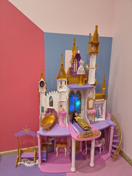 Къща за Барби - замък