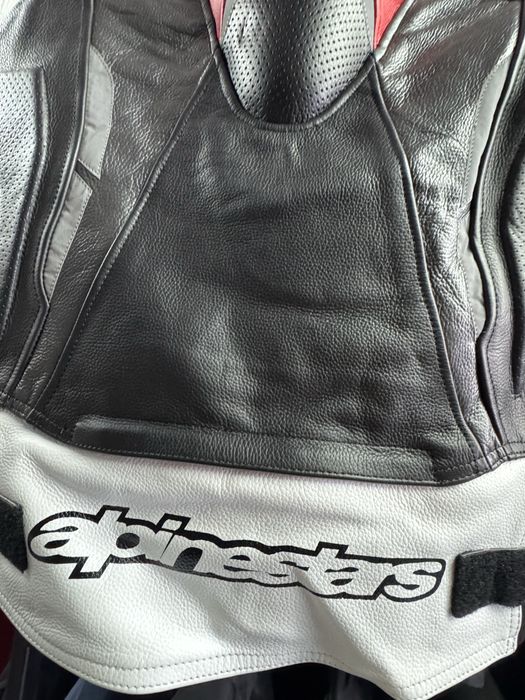 Кожено яке за мотор Alpinestars с гърбица-  M