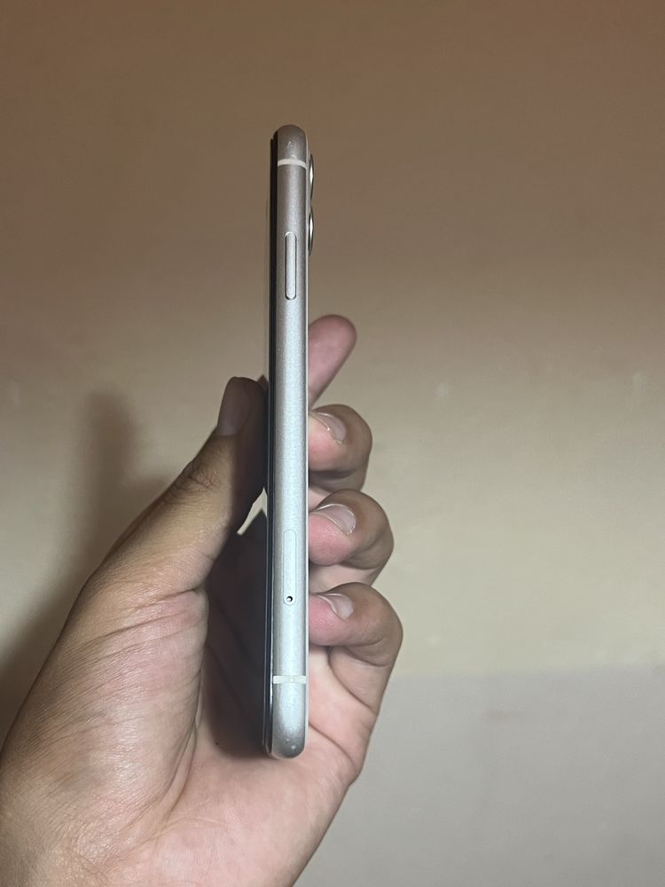 Iphone 11_64/4 ideal