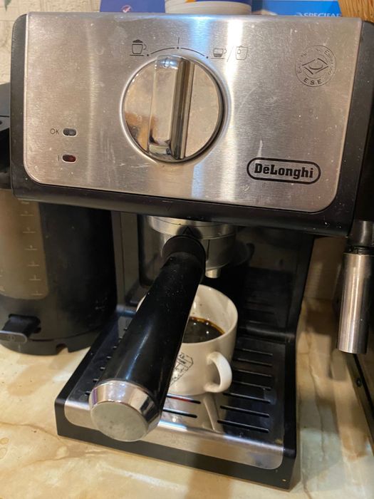 Продам кофеварку