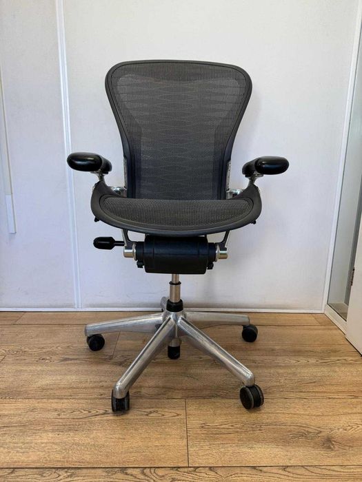Refurbished Herman Miller Aeron Aluminium