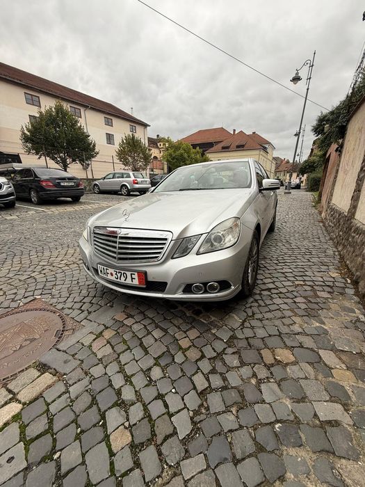 Mercedes E220 automatic