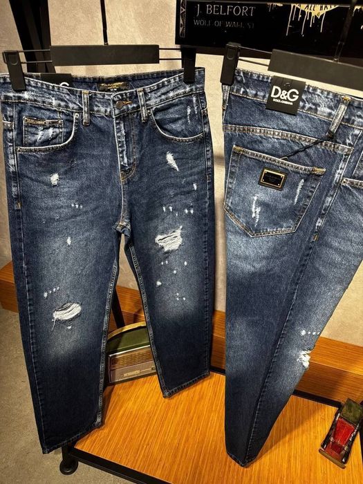 Blugi pentru bărbați