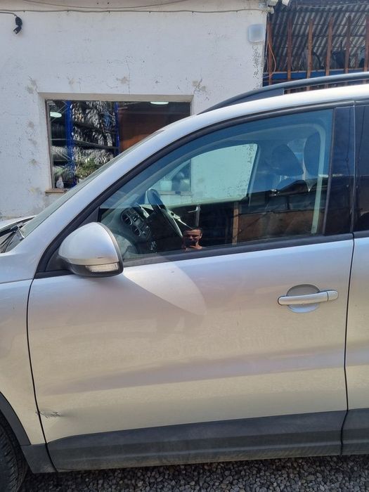 Usa Stanga Fata Volkswagen Tiguan 5N 2008 - 2011 SUV 4 Usi Reflex silver Metalic LA7W ...