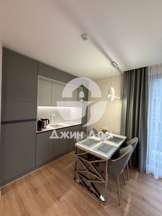Продава се Двустаен апартамент в к.к. Слънчев бряг - 60 кв.м за 2150 €/кв.м - Снимка #2
