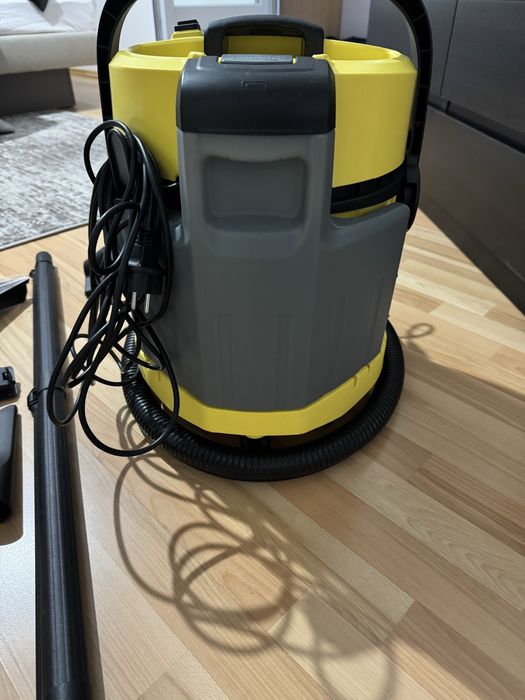 Aspirator karcher SE4002