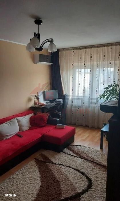 Apartament cu 3 camere decomandat - Pacurari