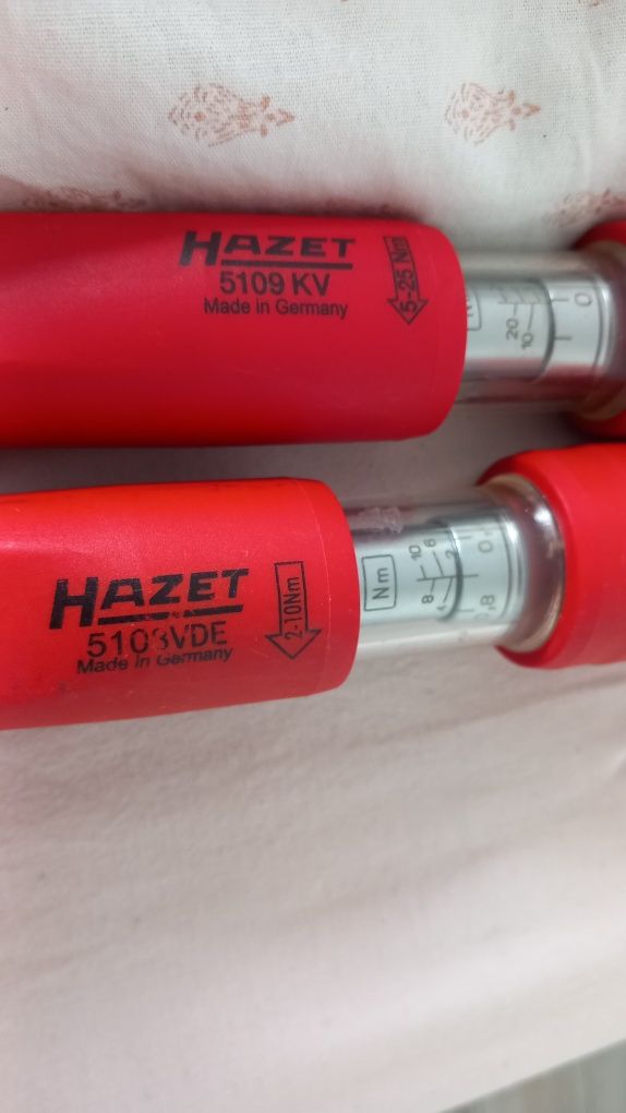 Chei dinamometrice izolate 1000v hazet una are 2-10Nm cealaltă 5-25Nm