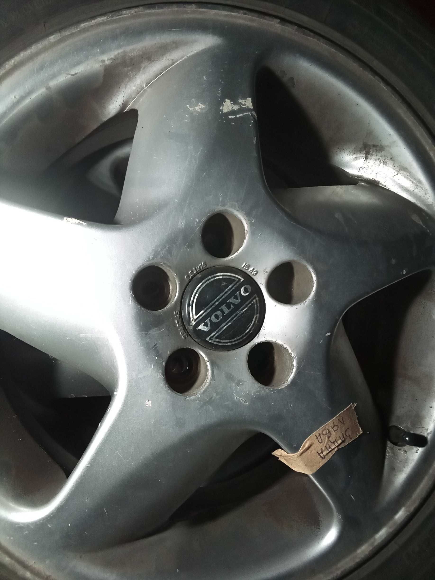 Зимни гуми и алум джанти 205/55R16