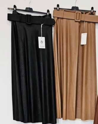 велурени поли с колан