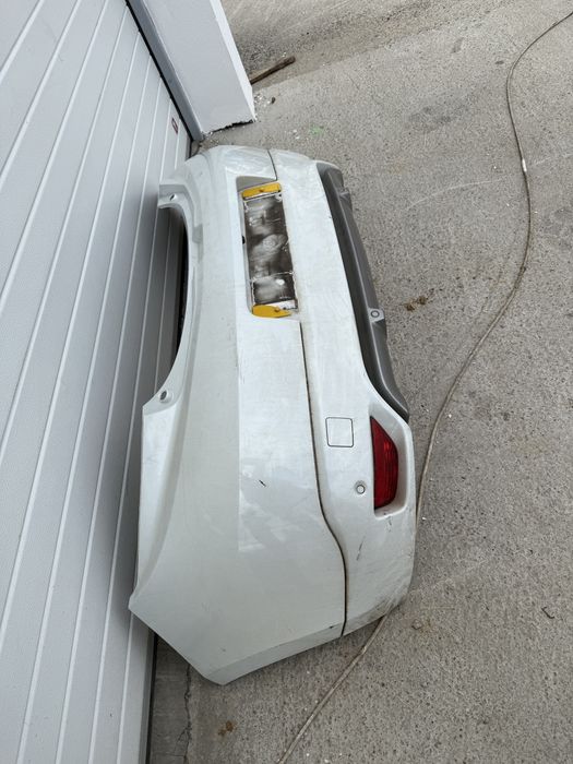 Bara spate Renault Megane 3 coupe model GT line cu senzori si camera
