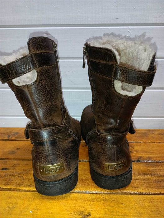 UGG кожени ботуши N 40 - 39 лв