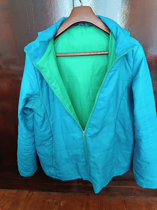 Продавам дамски якета L/XL