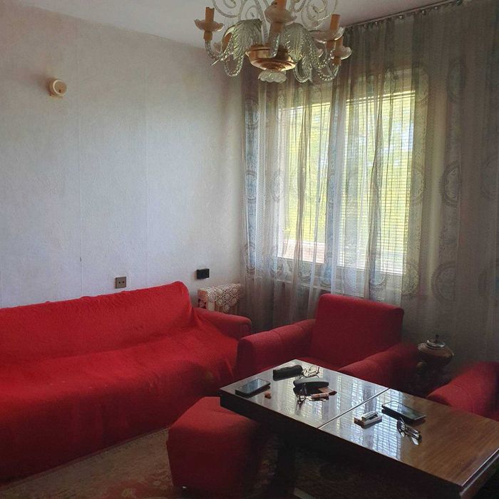 Продава се апартамент