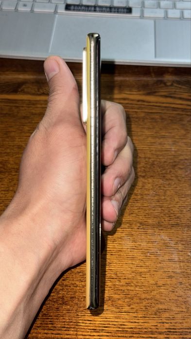 Infinix note 40 pro - 12/256gb