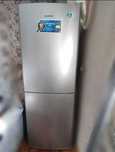 Небольшой Холодильник No Frost Samsung