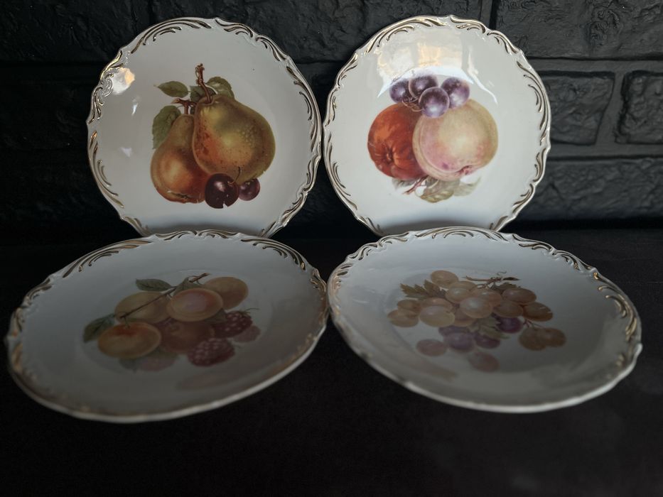 Фарфоровые тарклки 4 шт