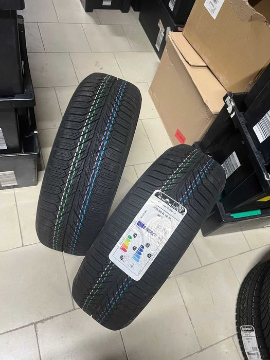 Anvelopă allseason Uniroyal Allseasonexpert 3 205/60 R16 96V