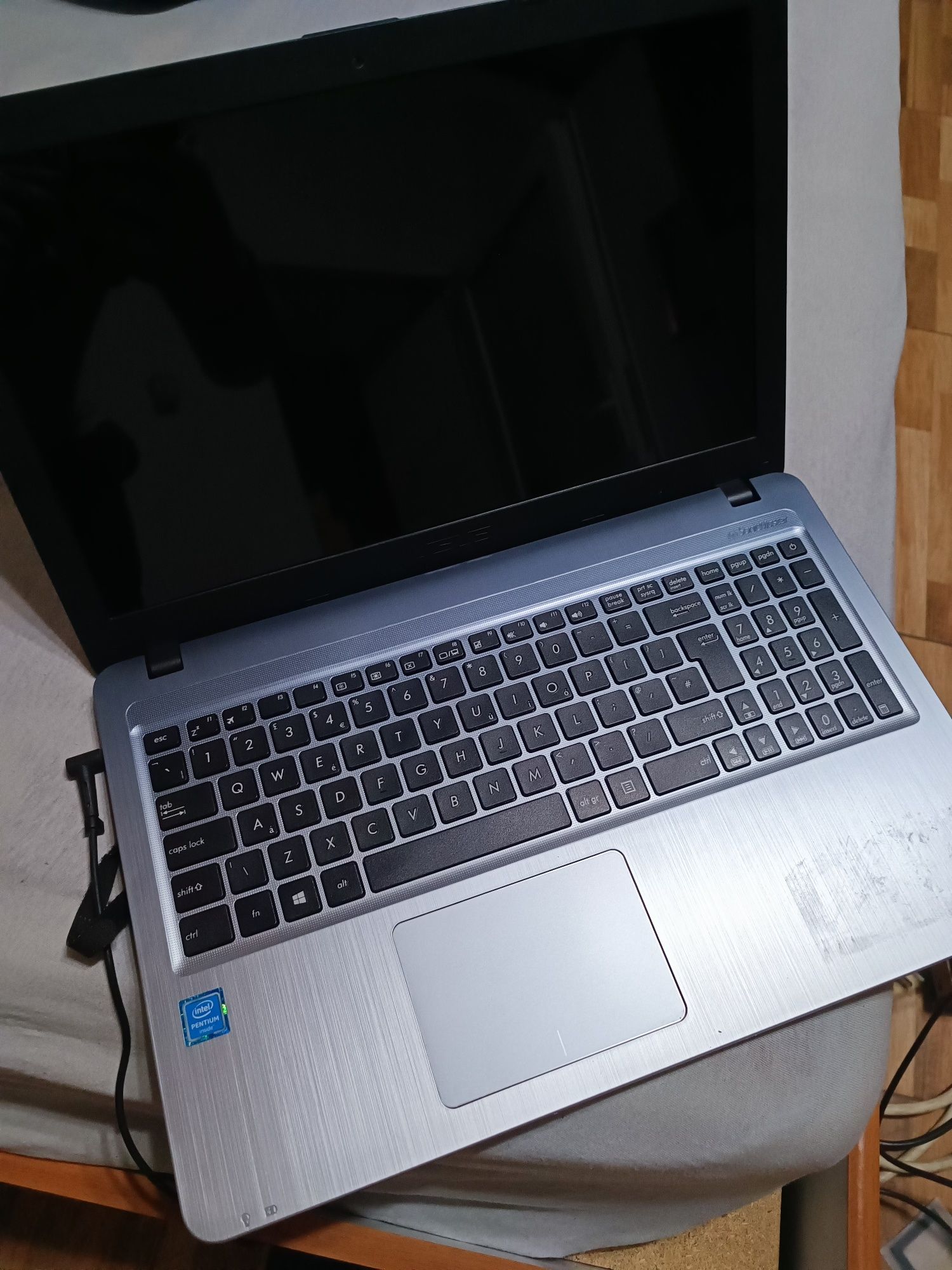Laptop Asus Notebook X540S