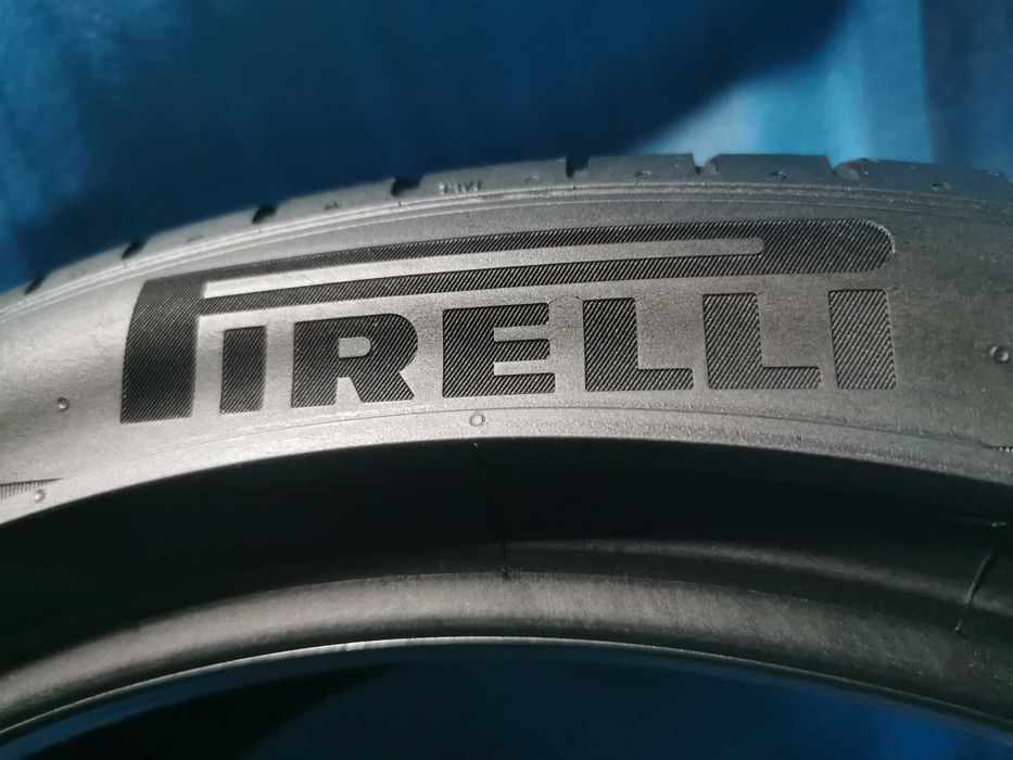 245 40 19 pirelli 2 buc