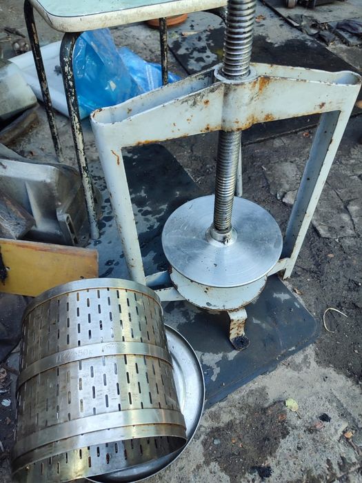 Сенорезка пресс для сока всякая утварь