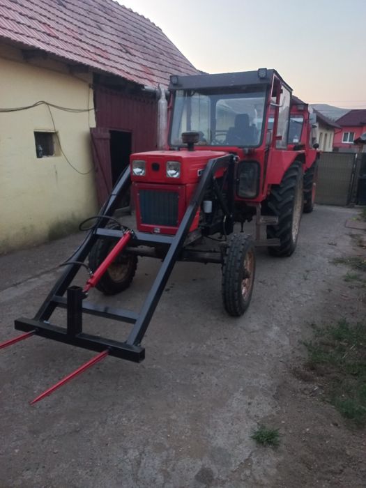 Incarcator frontal pentru u650 și semănătoare  păioase  nodet