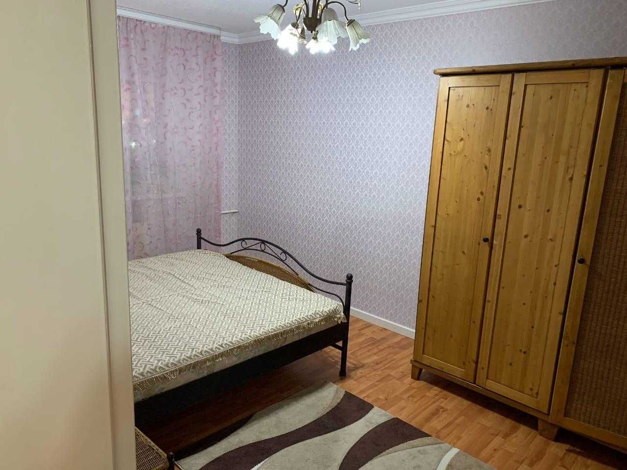 Продаю 3-комн. по ул.Самал 7, набережная.