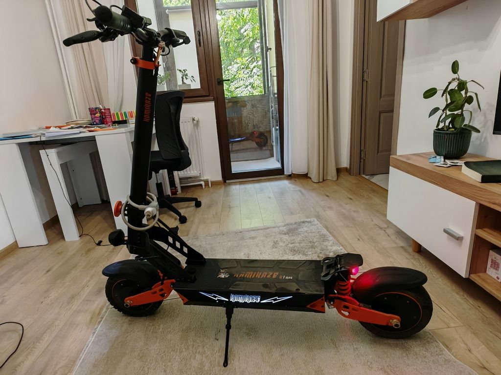 Trotineta electrica 2000w doua motoare dual motor puternica kamikaze