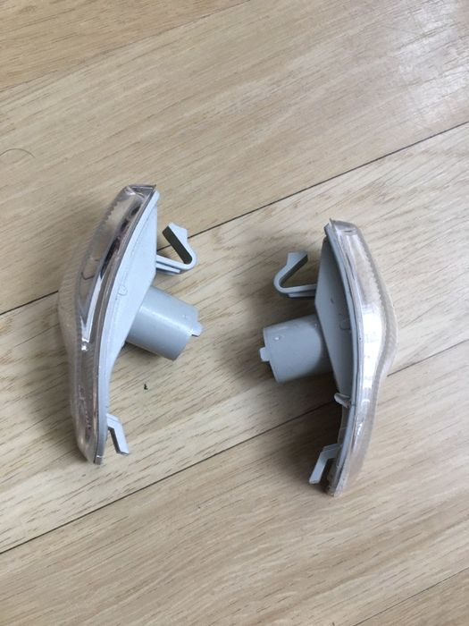 Lampa semnal OEM oglinda oglinzi dacia logan duster