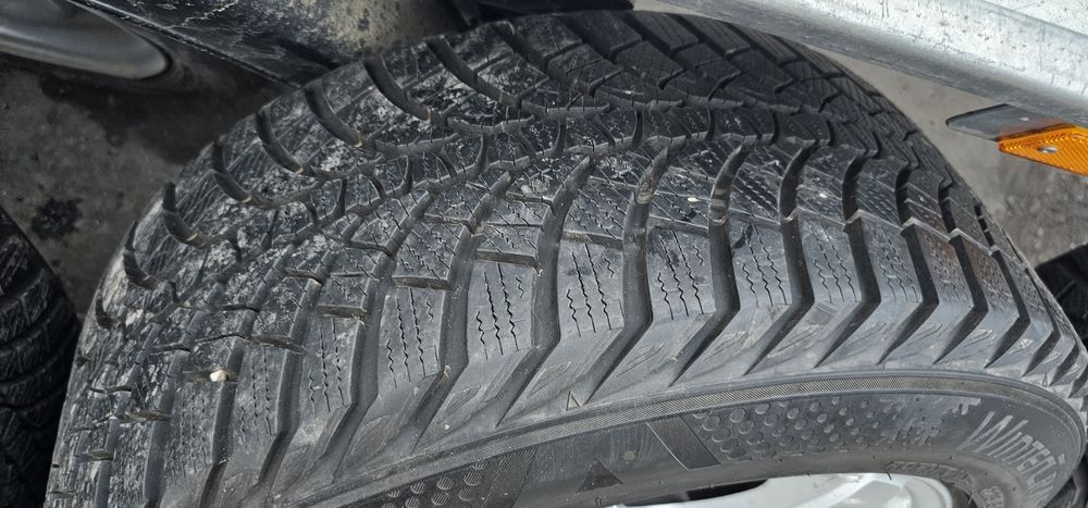 225 50 16 205 50 16 kumho jante mercedes 5x112