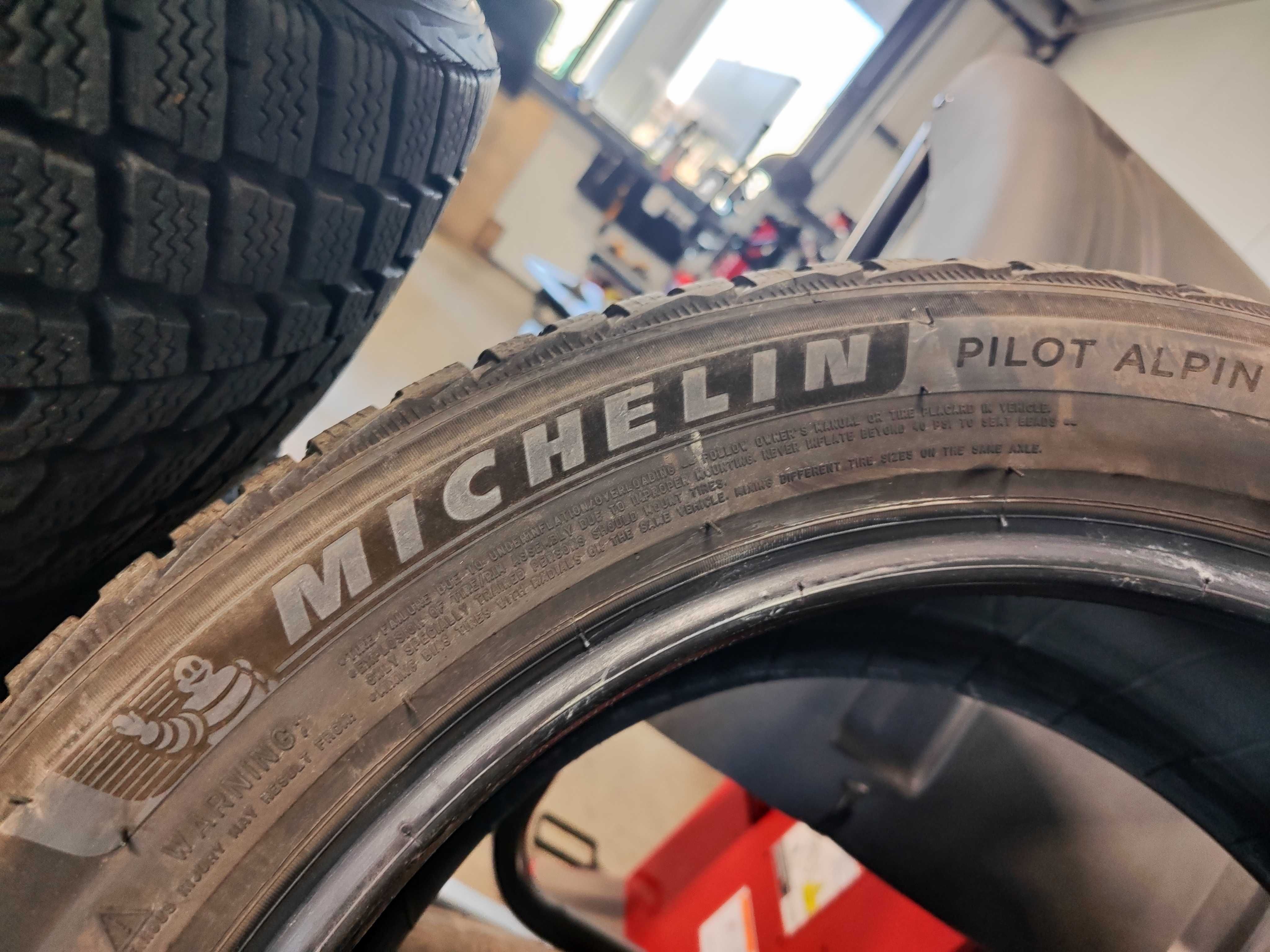 2бр. зимни гуми 205/55/17 Michelin