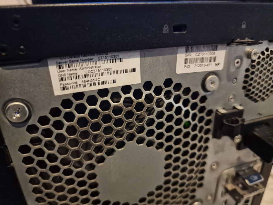 HP ProLiant MicroServer Gen8