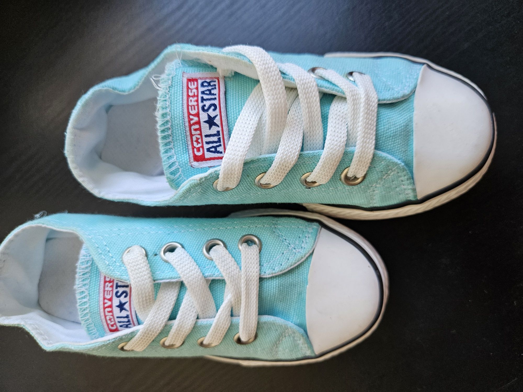 Детски кецове Converse нови