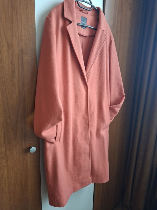 Дълго палто 38 размер