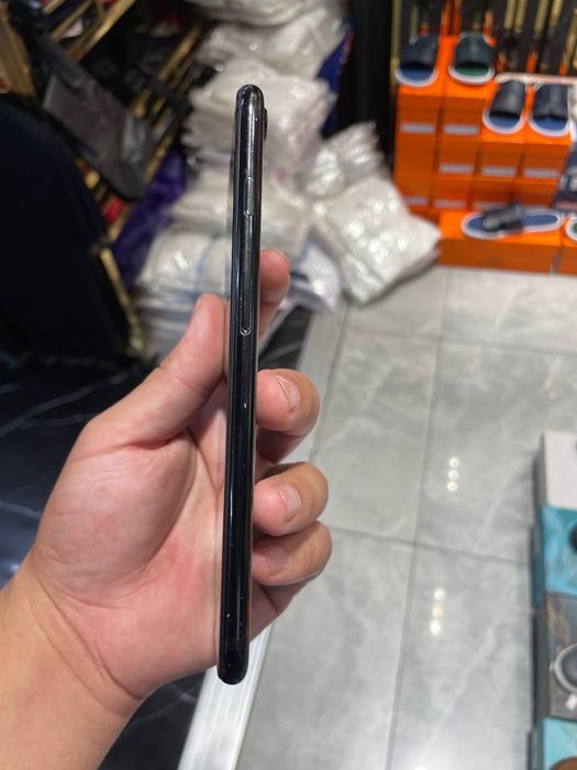 IPhone 7+ 128 jet black