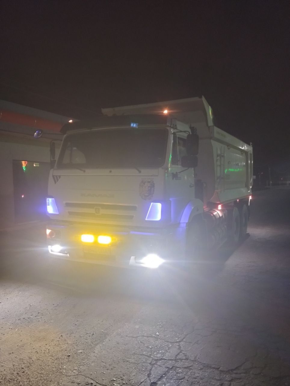 Kamaz samasval 6520