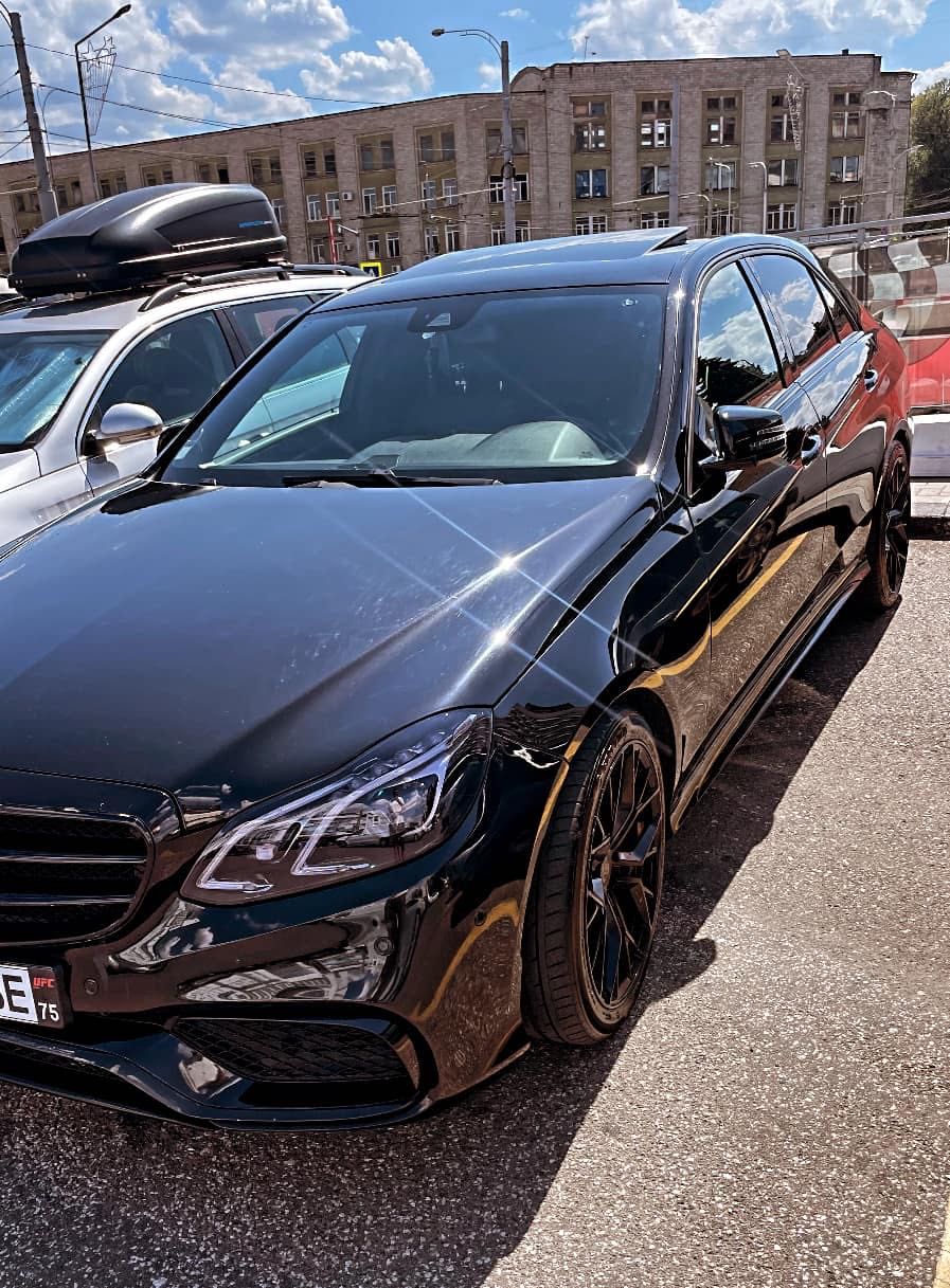 Mercedes Benz e220