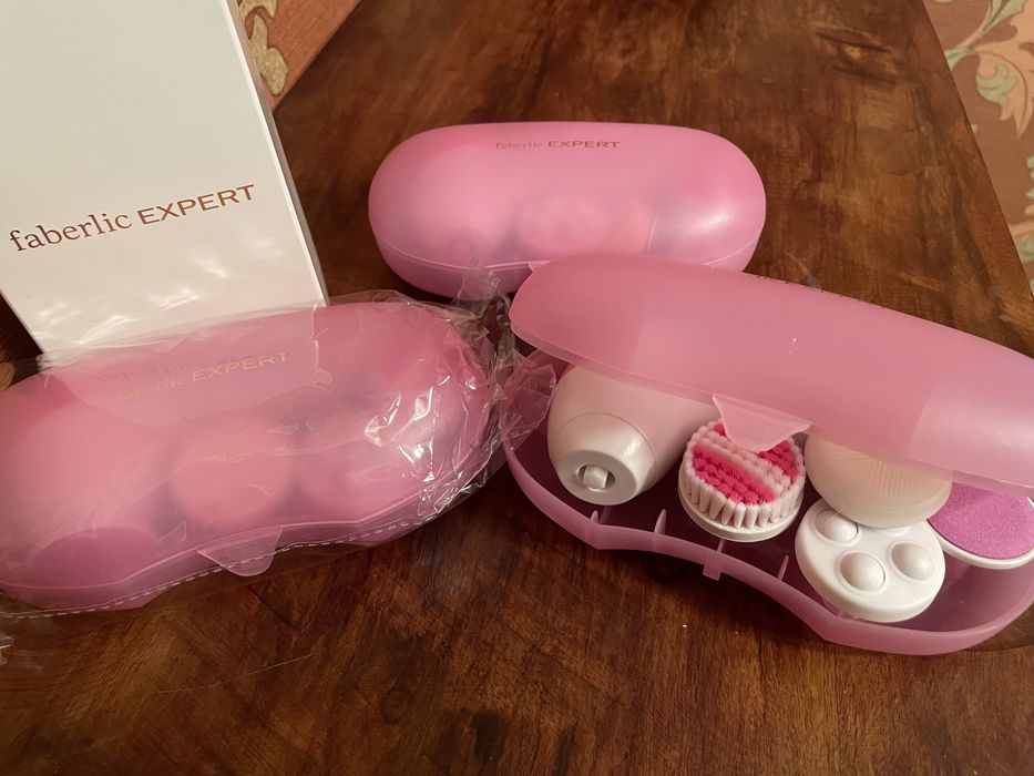 Набор для ухода за кожей лица.